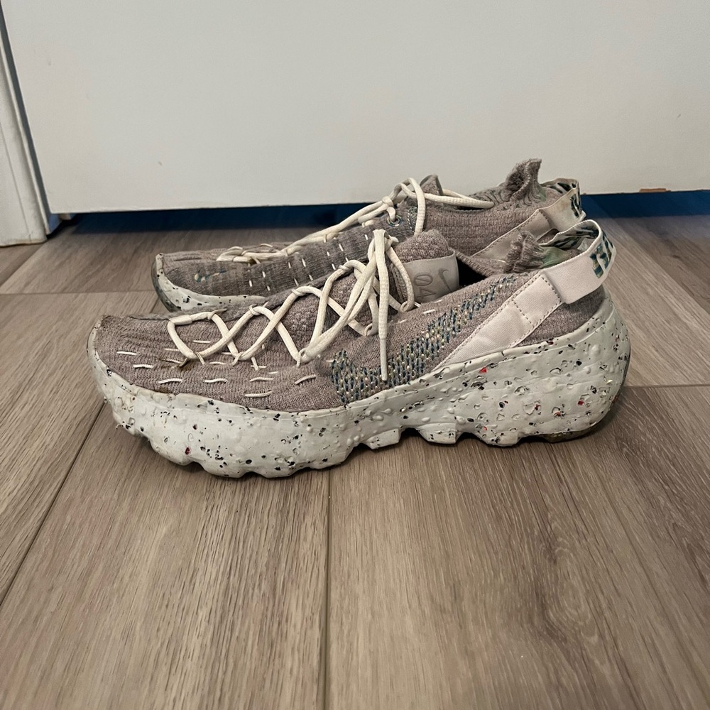 Women’s Nike Sneakers